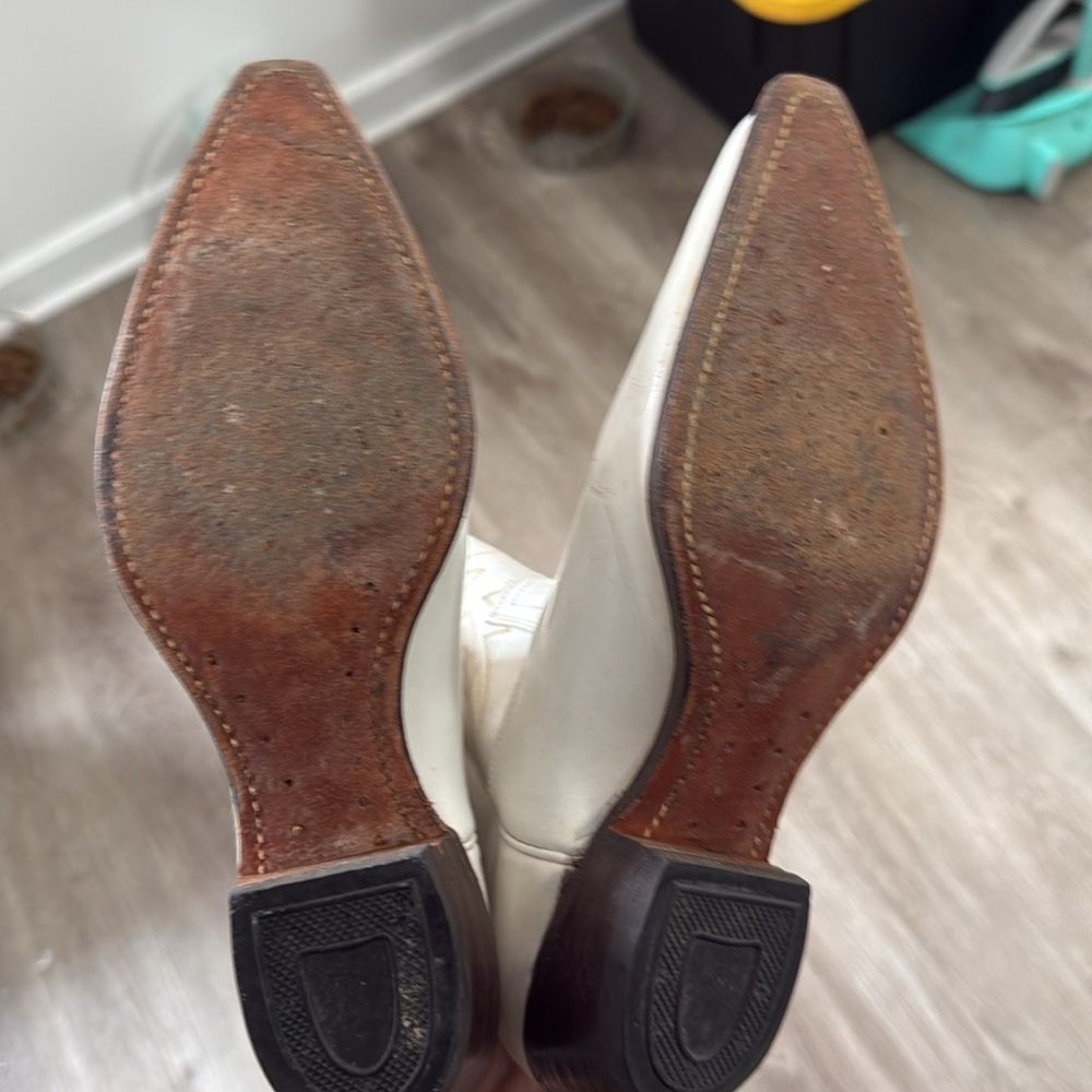 Vintage Frye Boots - Picture 4 of 4